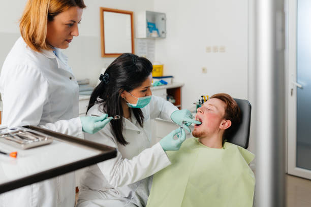 Best Emergency Dental Extractions in Forestville, OH